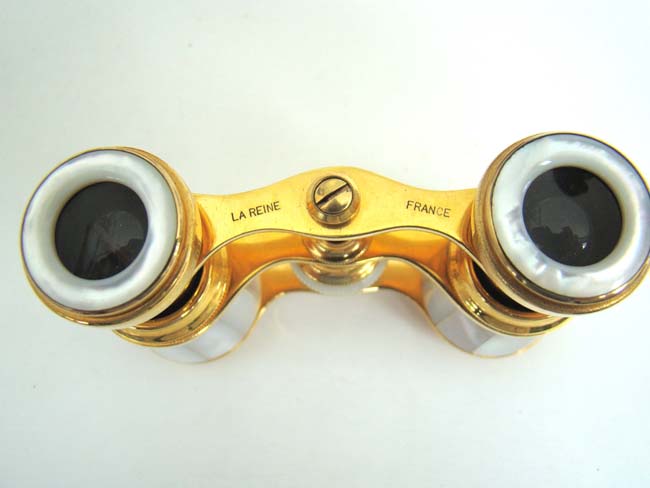 A pair of absolutely 'mint' condition Mother-of-pearl mounted French Opera Glasses — image 3